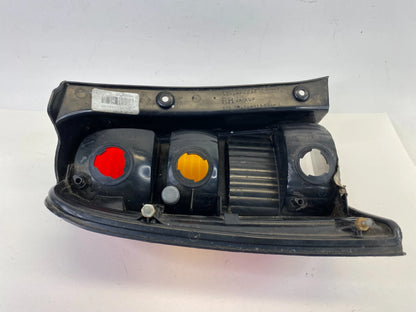 2001-2007 FORD ESCAPE PASSENGER RIGHT SIDE REAR TAILLIGHT LAMP 4L84-13B504-D OEM