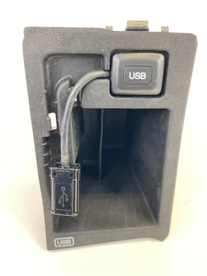 2011-2013 HONDA ODYSSEY GLOVE BOX POCKET USB PORT ASSEMBLY 77501-TK8-A1 OEM