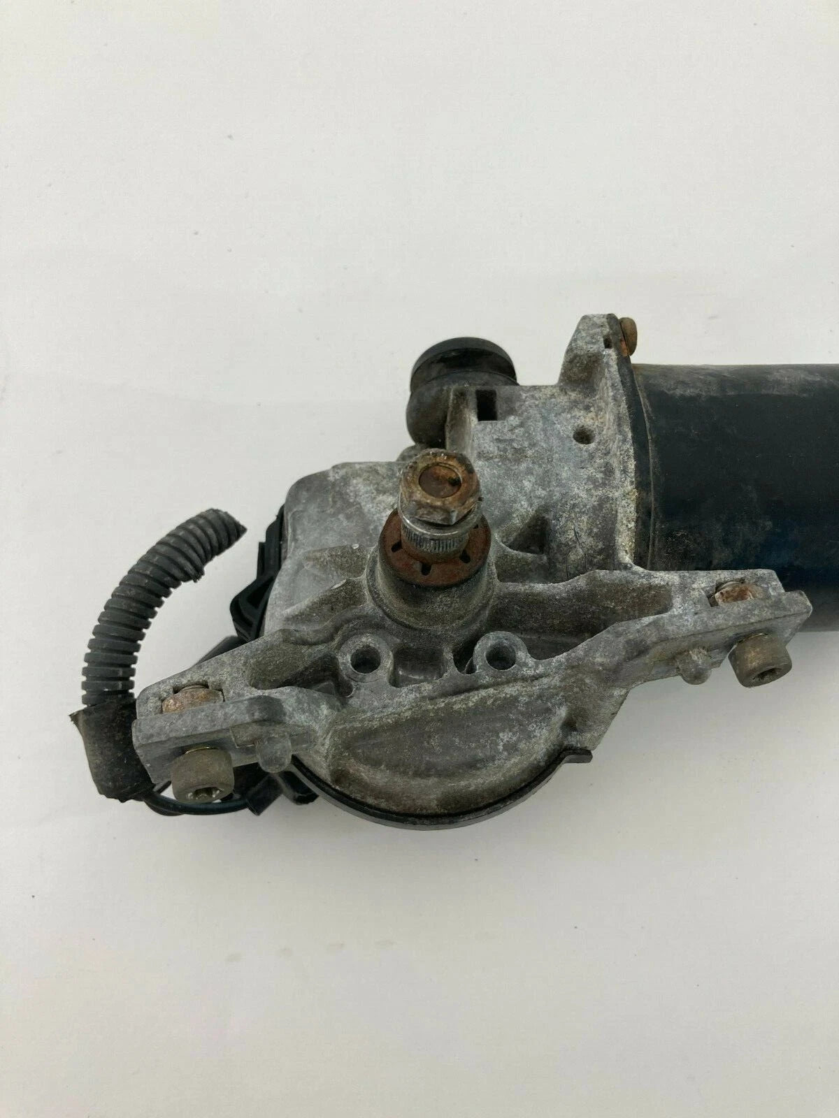 05-10 CHRYSLER 300 06-09 DODGE CHARGER WINDSHIELD WIPER MOTOR 04805711AA OEM
