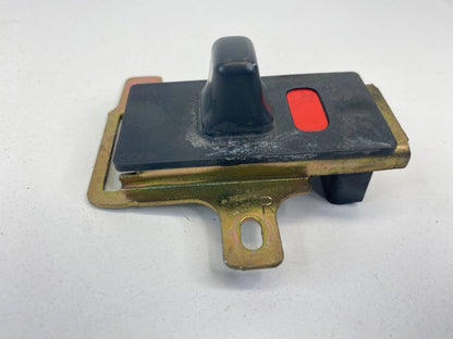 1999-2004 HONDA ODYSSEY REAR RIGHT PASSENGER DOOR LOCK BUTTON CONTROL SWITCH OEM