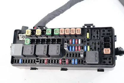2011-2014 CHRYSLER 300 DODGE CHARGER REAR TRUNK FUSE RELAY BOX 68092890AC OEM