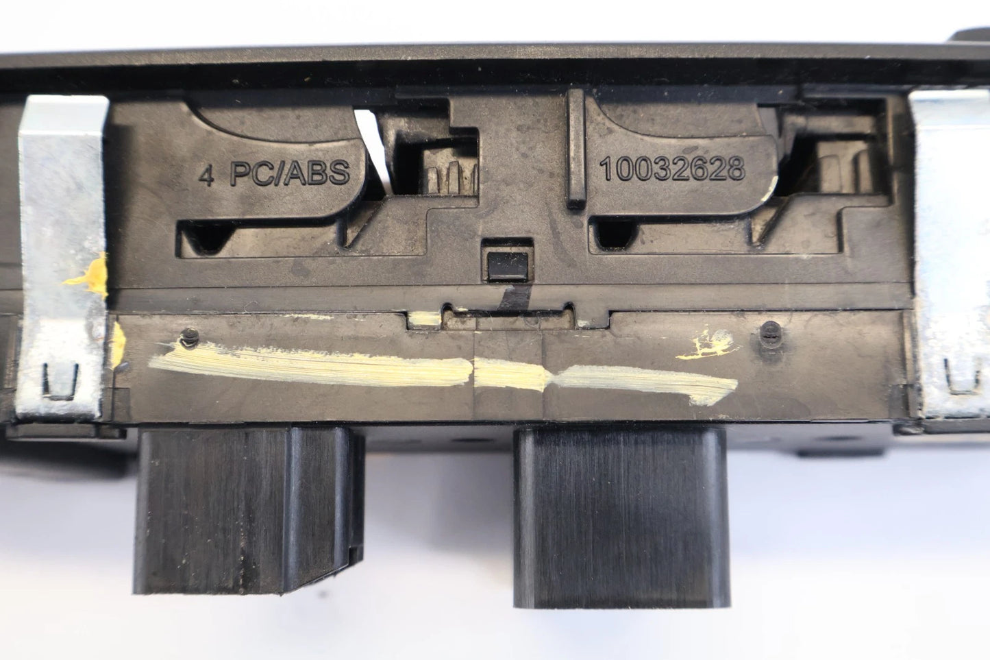 2012-2020 DODGE GRAND CARAVAN FRONT LEFT MASTER POWER WINDOW SWITCH BEZEL OEM