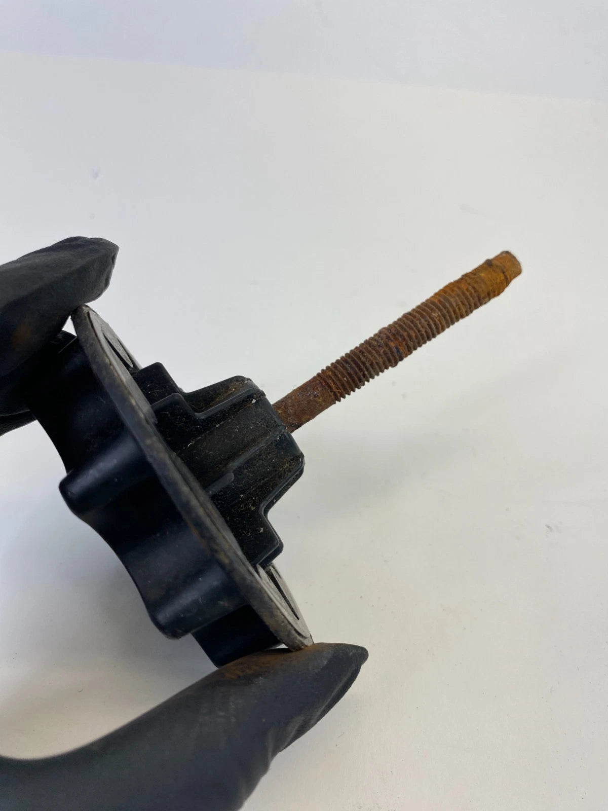 2007-2011 LEXUS GS350 SPARE TIRE HOLD HOLDER RETAINER CLAMP BOLT OEM