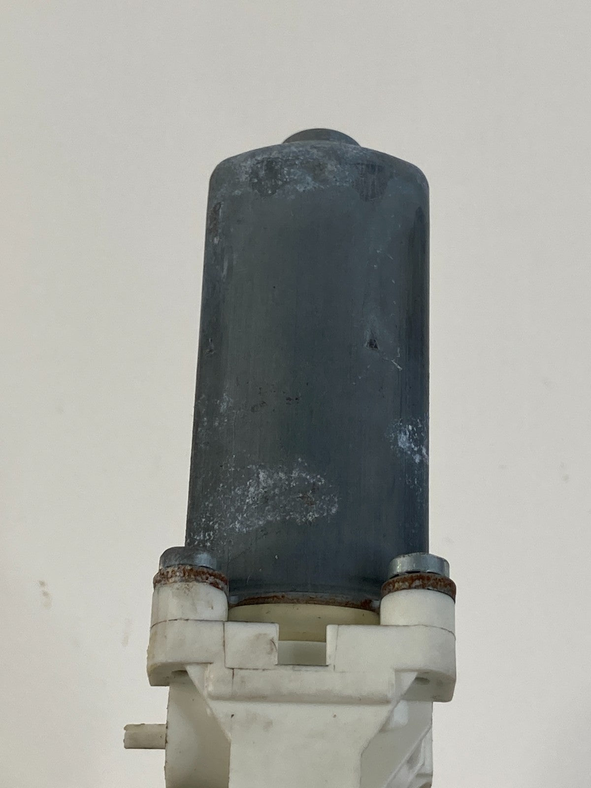 2006 2007 BMW 530xi Rear Left Back Side Door Power Window Motor 6922319 OEM