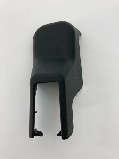 2002-2007 SUBARU IMPREZA OUTBACK RIGHT SEAT TRACK BOLT COVER TRIM OUTER 64115FE2