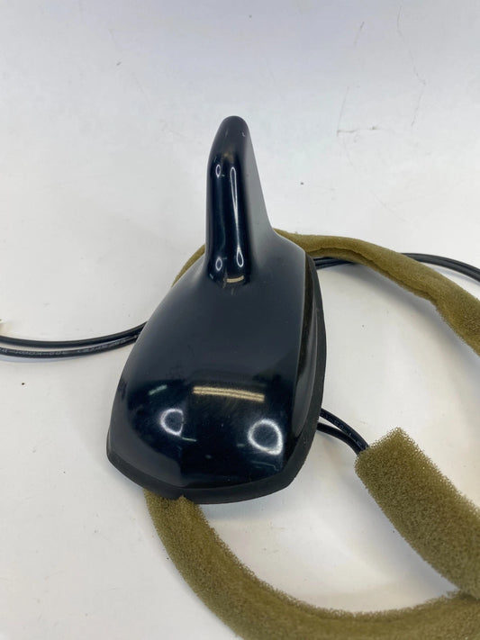 2010-2015 MERCEDES-BENZ GLK350 ROOF MOUNTED SATELLITE RADIO SHARK FIN ANTENNA
