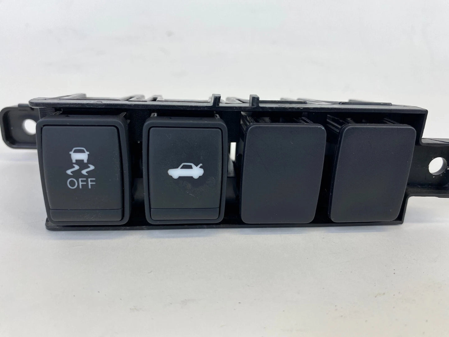 13-18 NISSAN ALTIMA TRACTION & TRUNK LID BUTTON CONTROL SWITCH 681RU3TA0A OEM