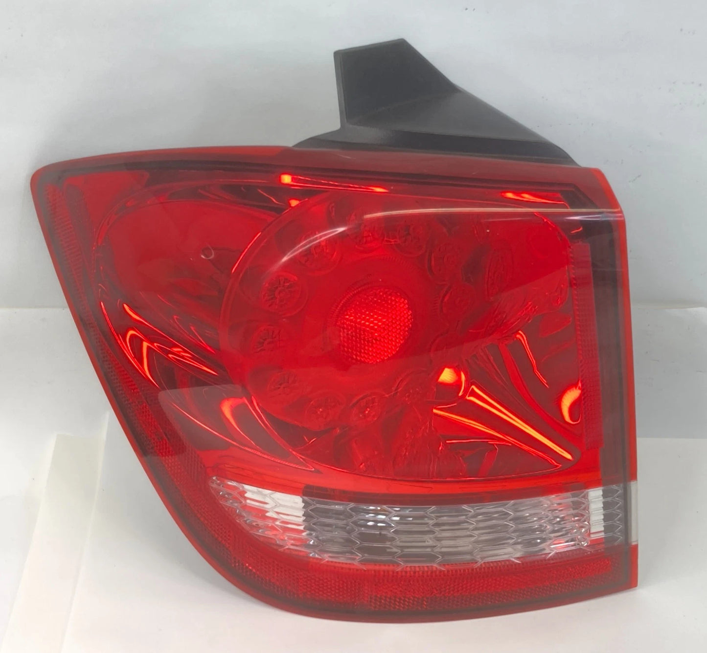 2011-2020 DODGE JOURNEY LEFT OUTER TAILLIGHT TAIL LIGHT LAMP LED 68078465AD OEM