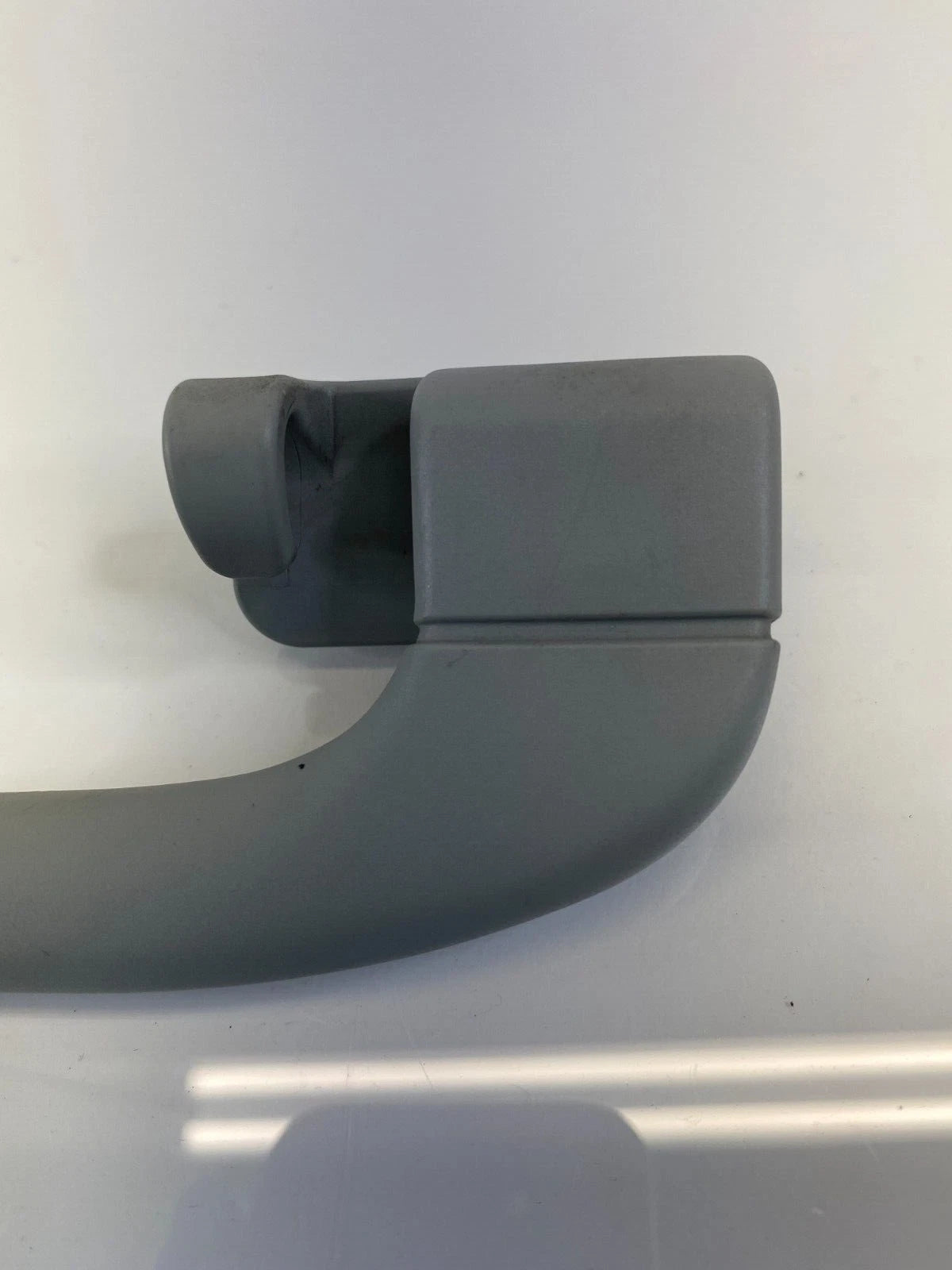 2007-2013 BMW X5 REAR RIGHT SIDE ROOF INTERIOR INNER GRAB GRIP HANDLE 6977696