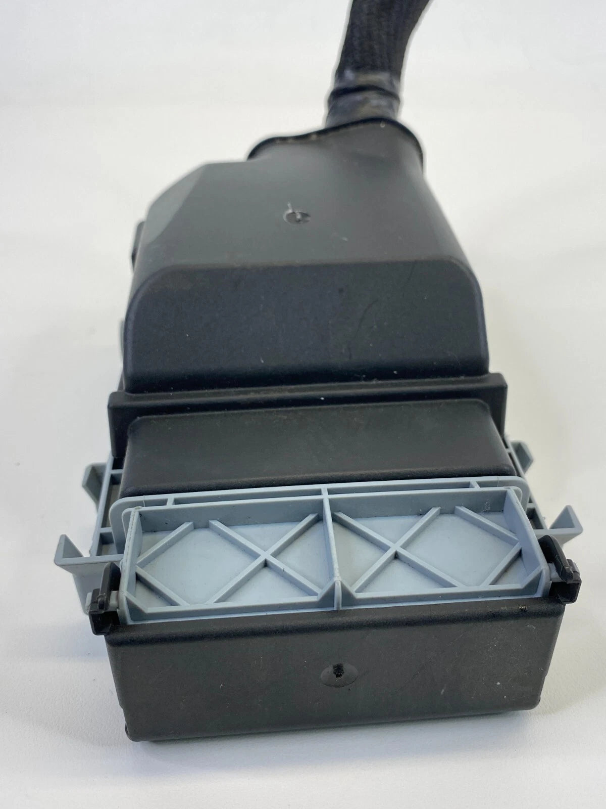 2013-2015 CHEVROLET MALIBU 2.5L INTERIOR FUSE BOX RELAY PANEL UNIT OEM 13222786