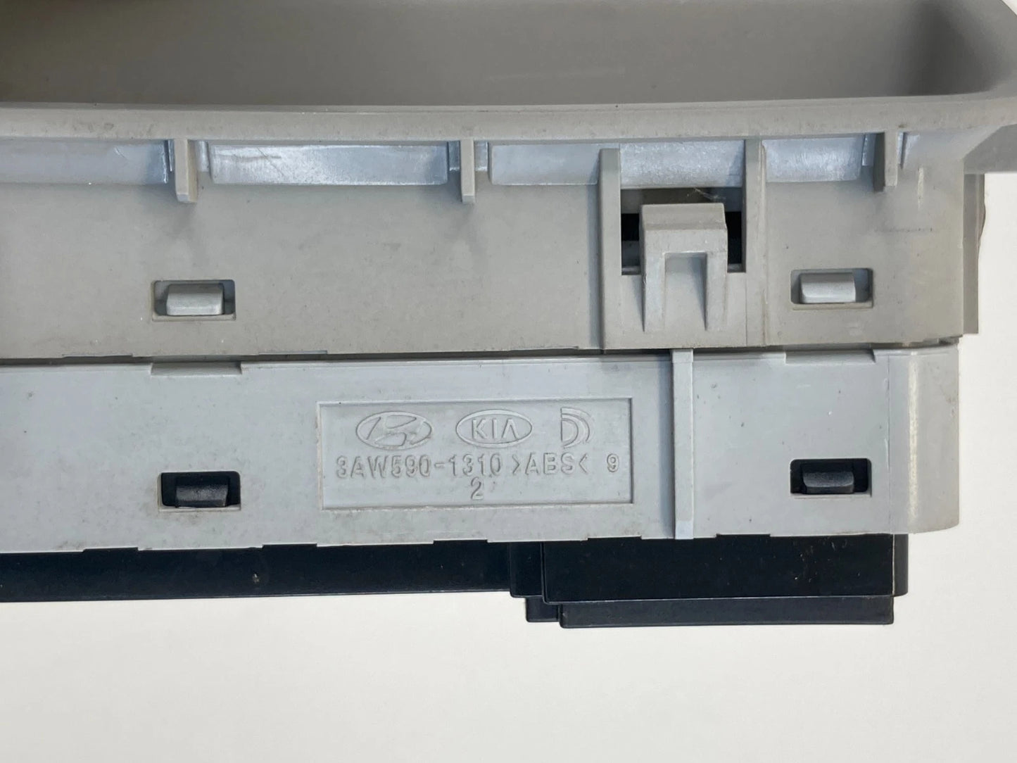 15 16 17 18 19 HYUNDAI SONATA TRUNK FUEL DOOR TRACTION CONTROL SWITCH PANEL OEM