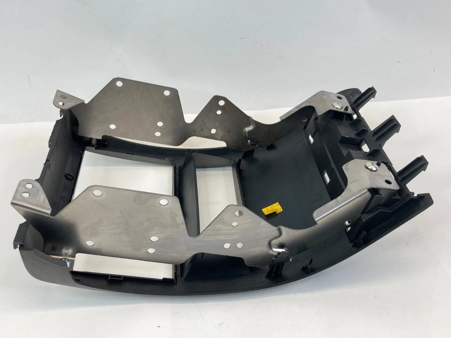 2007-2009 NISSAN SENTRA DASH RADIO AUDIO BEZEL TRIM BEZEL PANEL 68260-ET010
