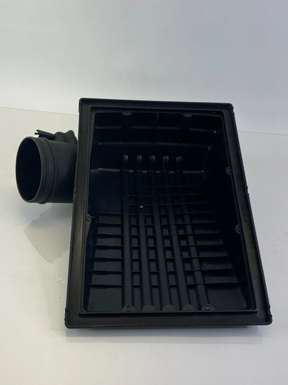 2007 2008 2009 2010 BMW X5 3.0L L6 AT AIR CLEANER FILTER BOX UPPER COVER HOUSING